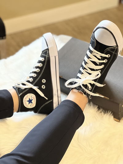 Botitas clásicas converse negras nacionales