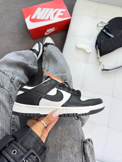 Nike Dunk low retro panda