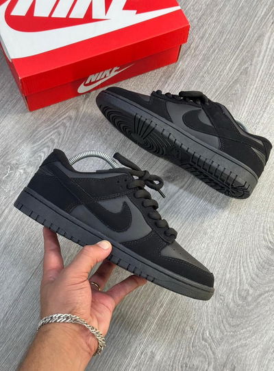 Nike Dunk total black G5