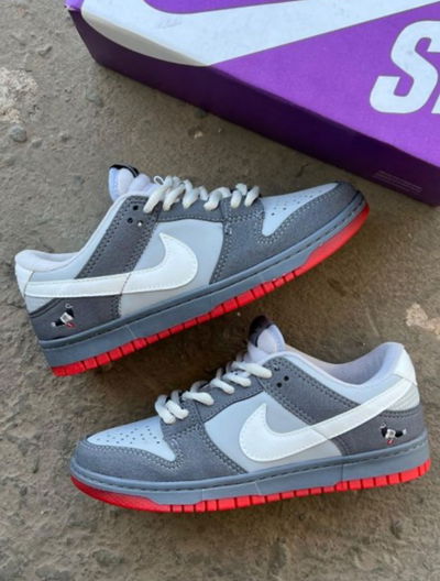 Nike Dunk low pigeon