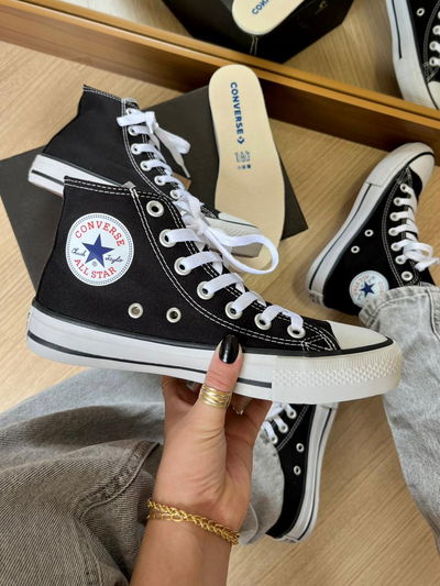 Botitas Chuck Taylor importadas negras