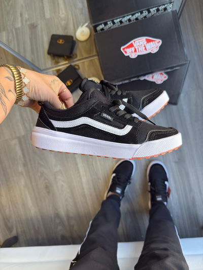 Vans Ultrarange negras