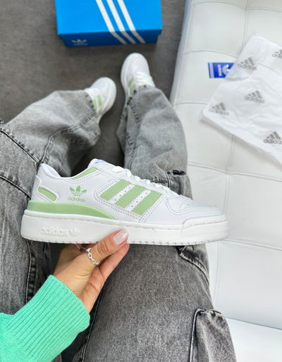 Adidas Forum 