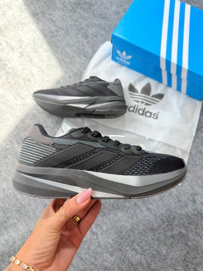 Adidas supernova