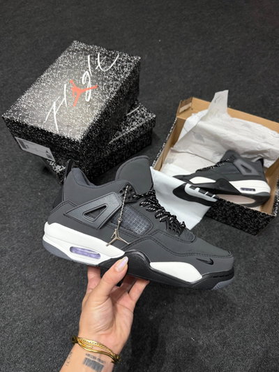 Nike Jordan retro 4