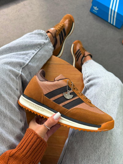 Adidas SL72