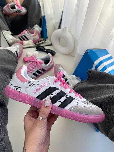 Adidas Samba Hello Kitty