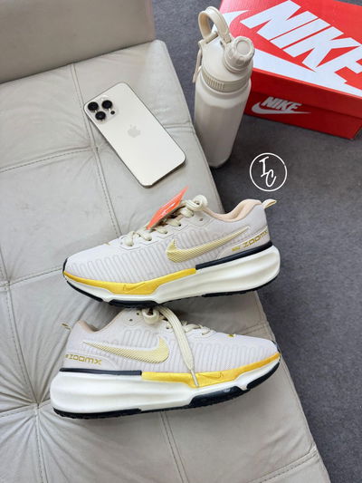 Nike zoom X