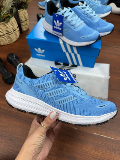Adidas Adizero SL celeste