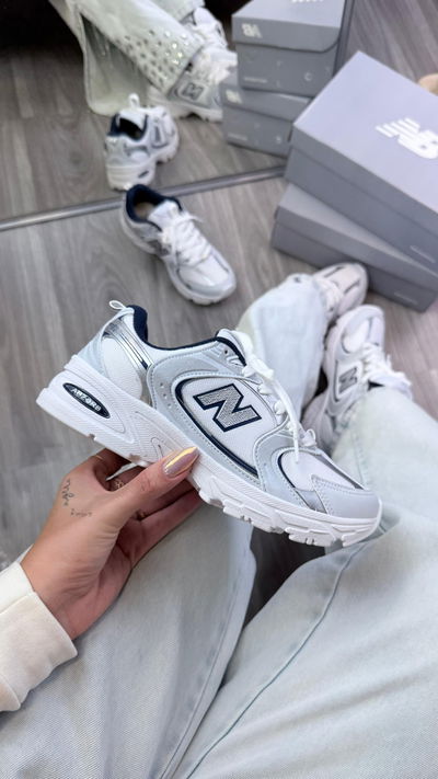 New Balance 530 blancas