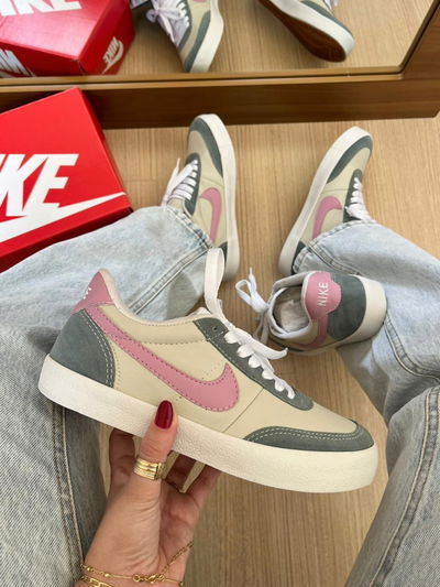Nike SB beige y rosa