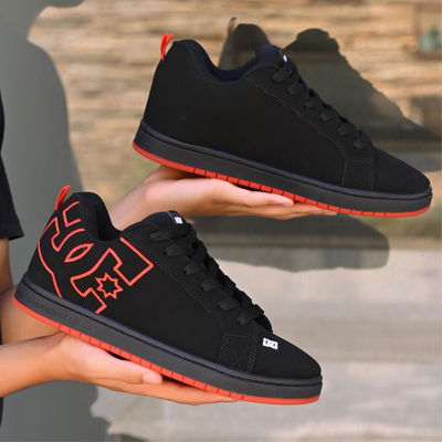 DC Shoes Court Graffik negras con rojo 