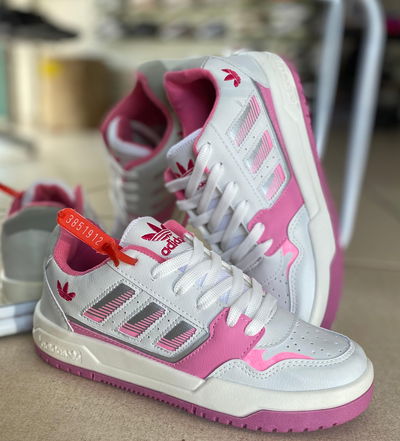 Adidas Forum blanco con rosa 