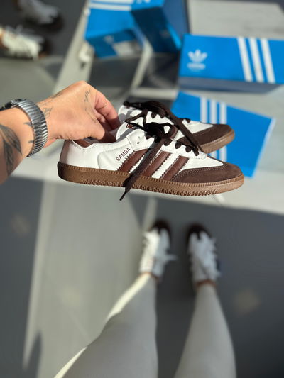 Adidas Samba blanco con marrón 