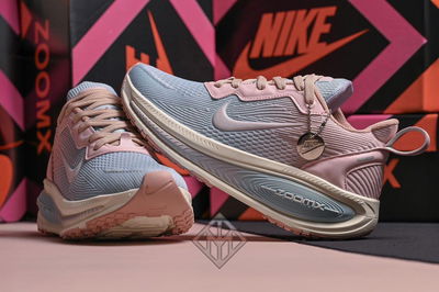 Nike zoom X