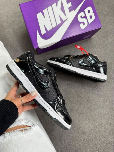 Nike Dunk negras