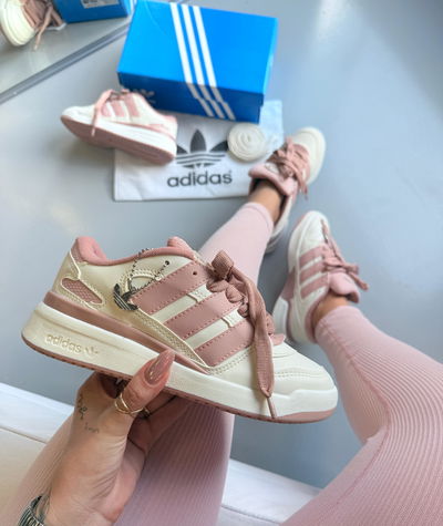 Adidas Forum 2000 blancas con rosa 