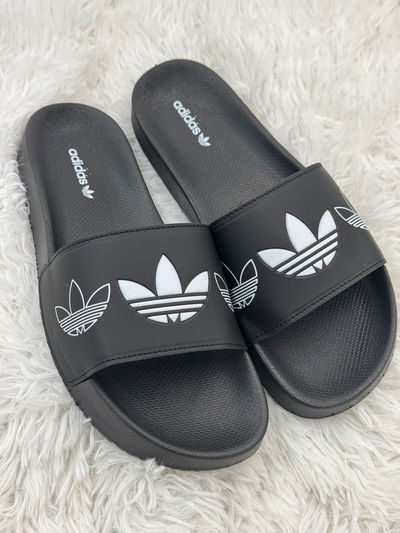 Ojotas Nike y Adidas slide