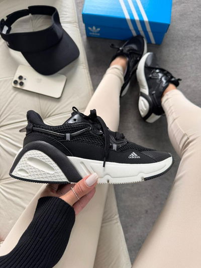 Adidas LXCON Negras