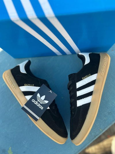 Adidas Gazelle negras