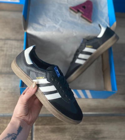 Adidas Samba negra
