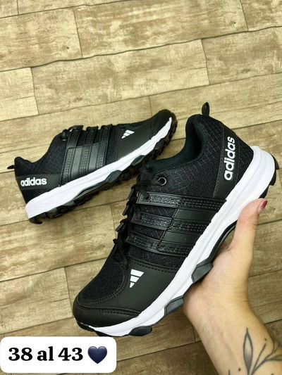 Adidas Kanadian OFERTA