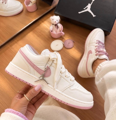 Nike Jordan low