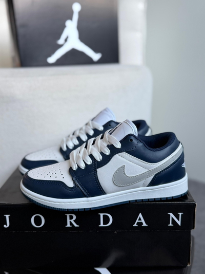 Nike Jordan low