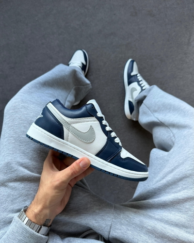 Nike Jordan low
