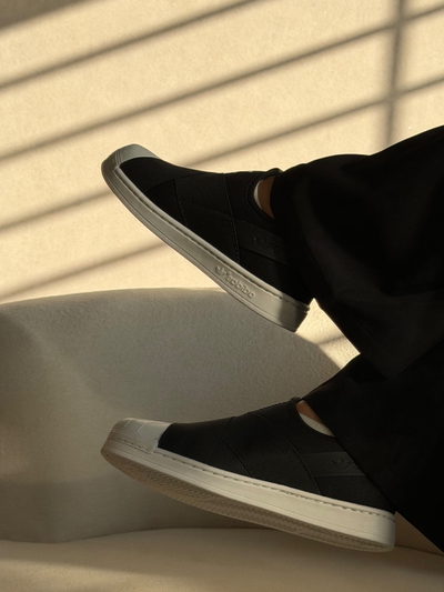 Adidas Slip On sin cordones 