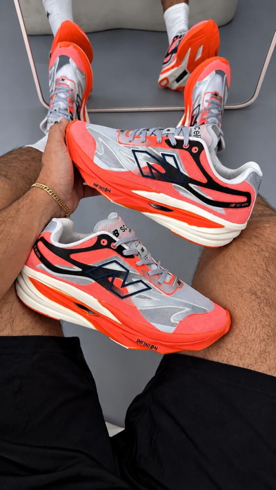 New Balance Elite