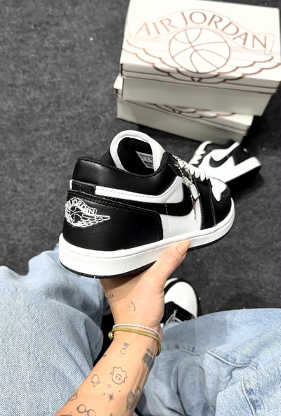 Nike Jordan low