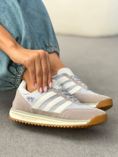 Adidas SL72