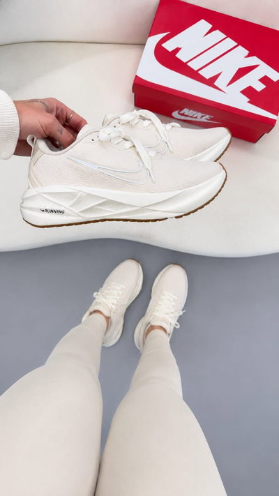 Nike Structure 