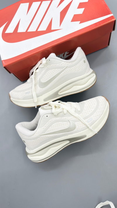 Nike Structure 