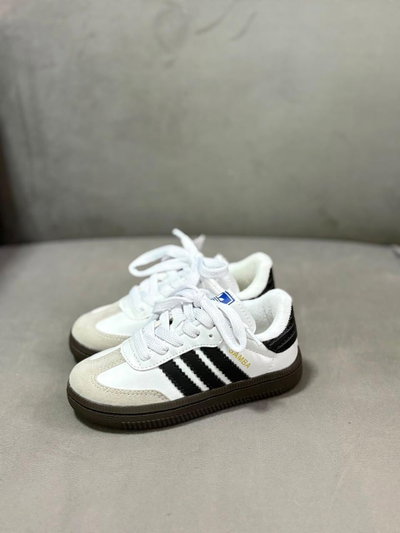 Adidas infantil