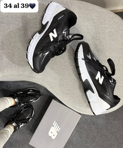 New Balance Abzorb 