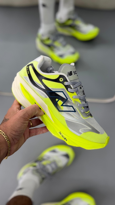 New Balance Elite