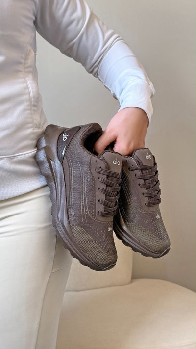 Alo Yoga Runner