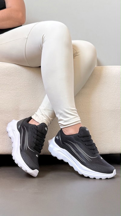 Alo Yoga Runner
