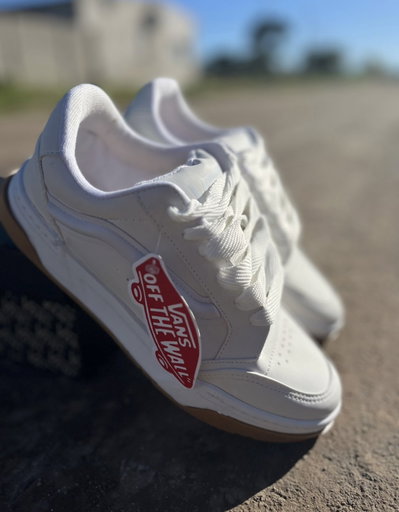 Vans Hylane blancas nacionales 