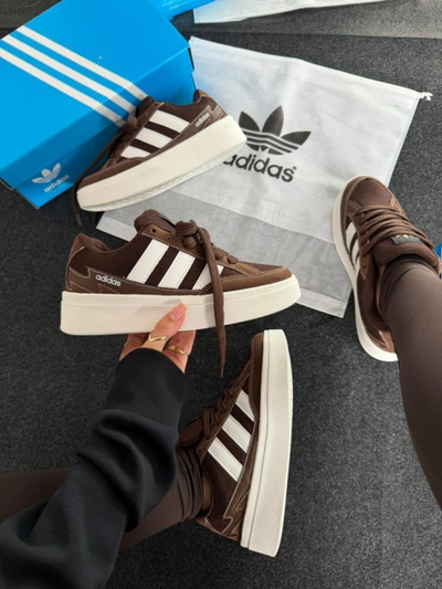 Adidas con plataforma Wcard