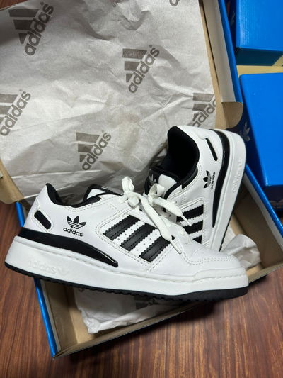 Adidas Forum