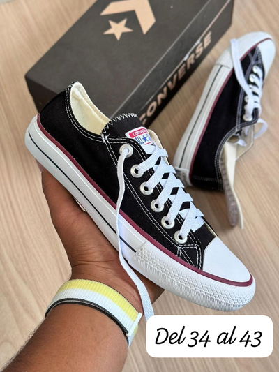 Zapatillas All Star negras clasicas importadas