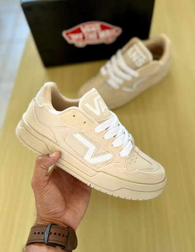 Zapatillas Vans Upland beige