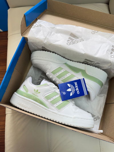 Adidas Forum