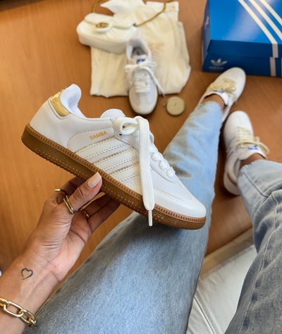 Adidas Samba Blanco y Dorado