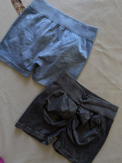 Short en V