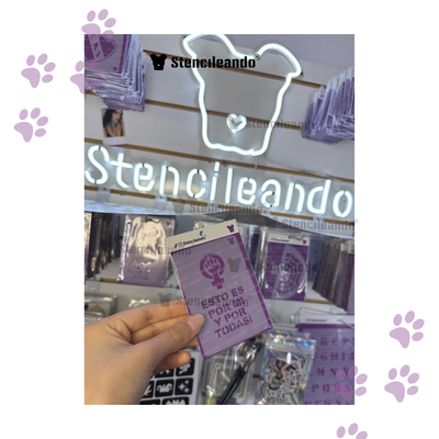 Stencil reutilizable Feminista 10x7cm