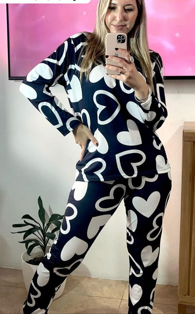 Pijama corazones blancos plus size 